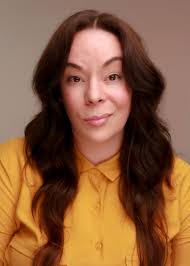 Catherine Adams's Instagram, Twitter & Facebook