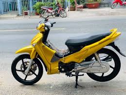 15 modifikasi motor honda supra fit terbaik Modifikasi Motor Honda Supra X 125 Kelir Bodi Full Emas Plus Aksesoris Mewah Motorplus