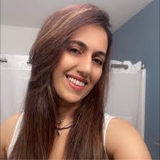 Valerie Staples's Instagram, Twitter & Facebook