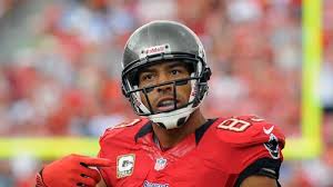 Usaa 2015 salute to service winner vincent jackson subscribe to nfl: 8a8dkuuczkx1rm