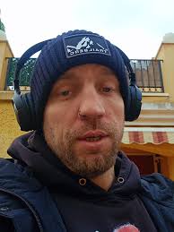 ive locked myself out of my villa! 🤯🔥🇪🇸 #fyp #badboybeaman #spain ...