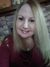 Tonight it's home memories of a Woonsocket RI tradition...dynamites. So  good 👍 😋 It may be New Years Eve, but 7 pm is still midnight 🌜😴❤️