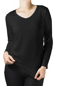 Jual kaos hitam polos harga murah bukalapak kaos hitam untuk wanita memiliki kaos dengan warna netral memang penting contohnya seperti kaos hitam polos kaos jenis ini harus ada di lemari karena memang dapat dipadupadankan dengan berbagai jenis pakaian lain seperti dengan cardigan. Update Penampilanmu Dengan 9 Baju Hitam Polos Lengan Panjang Agar Makin Keren