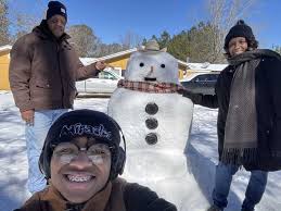 Savannah: Photos show snowmen made after rare winter storm