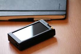 And yes paw gold supports folder viewing, matter of fact that is the only way to browse files. Picture Sunday Lotoo Paw Gold Touch Headfonia Reviews