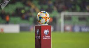 În partida de deschidere se întâlnesc italia și turcia, la roma, pe „stadio olimpico, cu începere de la ora 22.00. Uefa A Decis SÄƒ Amane Campionatul European De Fotbal 2020 Din Cauza Pandemiei De Coronavirus