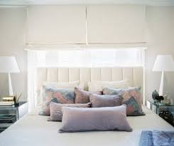 Most moms are quite helpless in trying to figure out how to arrange the pillows on their bed, especially if however, decorating your rooms with throw pillows will add color and life to your rooms without any. How To Arrange Decorative Pillows On A Bed 5 Guides For Cozy Bed Home Improvement Day