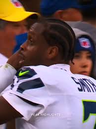 Geno Smith Sybau Pictures