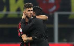 Gennaro gattuso's departure from napoli was confirmed on twitter by aurelio de laurentiis. She Ll Break Him Gattuso Gives Cutrone More Love Life Advice