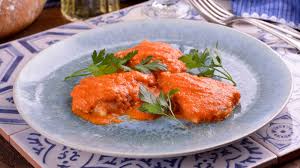 Tradicionalmente el bacalao se enharina y se fríe pero con esta preparación, cómo hacer la receta de bacalao con tomate: Pin En Canal Cocina