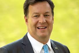 Redbird Buzz discusses new College of Engineering with founding dean Dr.  Thomas Keyser