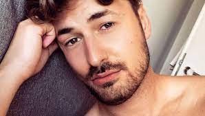 Prince charming, nicolas puschmann, begeistert schon jetzt durch seine ruhige, lässige art. Prince Charming Nicolas Puschmann Im Fernsehen Hat Er Sich Unsterblich Verliebt Bunte De
