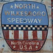 Johnson, larson, keselowski, blaney, bowman among those who pit. North Wilkesboro Speedway Nascar Race Tracks Nascar Racing Vintage Race Car