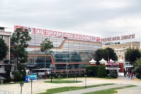 İstanbul bilgi üniversitesi), officially established in 1996, is a private university located in istanbul, turkey. Istanbul Aydin University Apply Now With Scholarship Fees