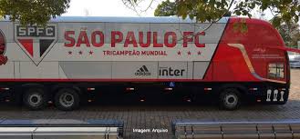 Acompanhe as notícias do são paulo no ge.globo, tudo sobre o tricolor paulista, próximos jogos, resultados, contratações e muito mais Veja Imagens E Detalhes Do Novo Onibus Do Sao Paulo Futebol Clube Blog Sao Paulo Sempre