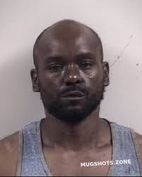 Derrick Batts's Instagram, Twitter & Facebook