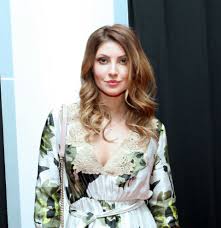 Известна что актриса вышла замуж за хорошего человека. Anastasiya Makeeva Muzh Menya Lyubit Ne Za Krasivosti Na Scene Starhit Ru