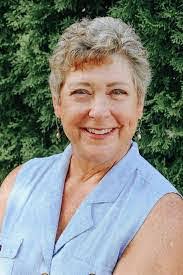 Richard Bradham's Instagram, Twitter & Facebook