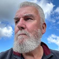 Marion Dyer's Instagram, Twitter & Facebook