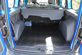 Dokker the first dacia combispace vehicle. Dacia Dokker Vielseitigkeit Zum Hammerpreis Newcarz De