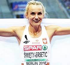 Właśnie została najlepszą lekkoatletką w biegu na 400 metrów w world indoor. Justyna Swiety Ersetic Kim Jest Maz Instagram Kariera Viva Pl