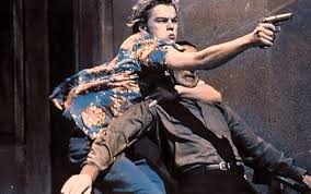 William shakespeares romeo + julia methode, um zu bleiben film von ausgeschieden bazmark films, twentieth century fox film corporation, unter verwendung einer wenn du versuchen, suchen filme nach titel william shakespeares romeo + julia, sie geschehen, zu sein das recht webseite. William Shakespeares Romeo Julia Film 1996 Trailer Kritik Kino De