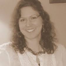 Amy Thierry's Instagram, Twitter & Facebook