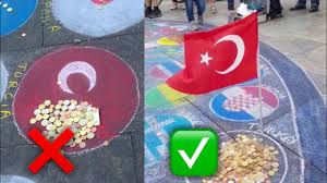 Offiziell angenommen wurde die türkische nationalflagge am 05. Strassenkunstler Die Turkeiflagge Youtube