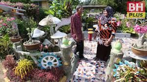 Desain halaman rumah yang menarik mempunyai rumah yang ideal dengan desain yang sesuai dengan selera dan harapan. Wak Amat Jaguh Rumah Cantik Pencen