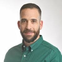 Sameer Asher's Instagram, Twitter & Facebook