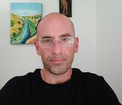 Daniel Spiro's Instagram, Twitter & Facebook