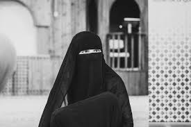 This fear reflects in the demand for burqas that has surged tenfold in kabul. Burqa Pictures Download Free Images On Unsplash