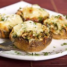 Champignons Farcis Au Jambon Recette En 2020 Champignons Farcis Recette Apero Dinatoire Facile Recettes De Cuisine
