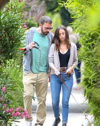 ˈana ˈselja de ˈarmas ˈkaso; Ben Affleck And Ana De Armas Reportedly Moved In Together