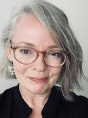 Lisa Bode's Instagram, Twitter & Facebook