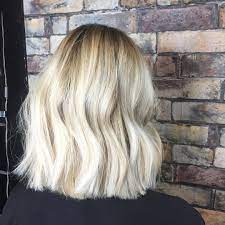 Camilia Coiffure On Instagram Carre Wavy Blonde Colore Keunehaircosmetics Hairs Ashhaircolor Keune Coiffeurlyon Camiliacoiffure Coiffure Carre Wavy