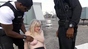 Black police officers catch teen hijacker and fuck her outdoors - SexVid.xxx