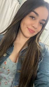 Hi! My name is Kendall, and I'm an 18-year-old graduating from Normal West  High School. I absolutely love spending time with kids and have experience  caring for children of all ages! I've