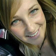 Jessica Mach's Instagram, Twitter & Facebook