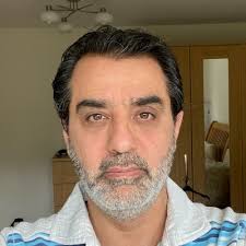 Really happy to share that I have just graduated from the University of  Warwick with a First Class BSc in Economics, Psychology and Philosophy