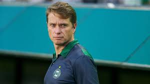 Seabra admite que Coritiba jogou desgastado mentalmente contra o Remo