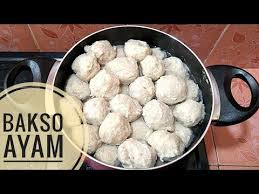 Bukan hanya melengkapi kelezatan bakwan malang, camilan ini juga nikmat disantap langsung. Resep Bakso Ayam Youtube