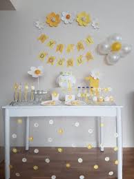 Floral Yellow Daisy Birthday Party Decorationpaper Flower Etsy In 2020 Daisy Party Yellow Birthday Parties Diy Baby Birthday Decorations