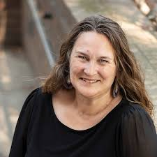 💧 Water is a connector, says Ines Sanchez-Rodriguez. 🌎 A PhD student from  the School of Environmental Science (SENS), Sanchez-Rodriguez spoke about  how initiatives like @women.plus.water helped her connect with other water