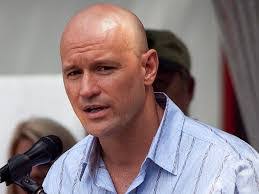 Richard Machowicz's Instagram, Twitter & Facebook