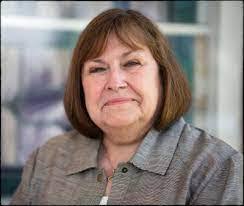 Kaye Ward's Instagram, Twitter & Facebook