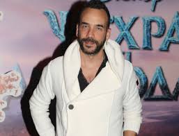 Ο πάνος μουζουράκης κι η εμπειρία που δεν είχε μοιραστεί με κανέναν. O Panos Moyzoyrakhs Einai O Pio Cool Nonos Marie Claire O Ti Exei Shmasia Gia Tis Gynaikes