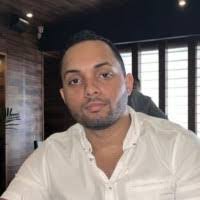 Alberto Morillo's Instagram, Twitter & Facebook