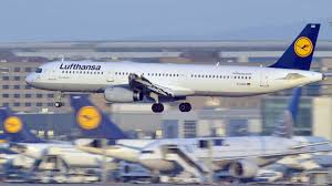 Ob ihr gepäckstück als sperrgepäck gilt, erfahren sie direkt am flughafen von lufthansa mitarbeitern. Lufthansa Was Sie Uber Flugplan Check In Handgepack Erstattung Und Corona Wissen Mussen