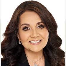 Norma Roth's Instagram, Twitter & Facebook